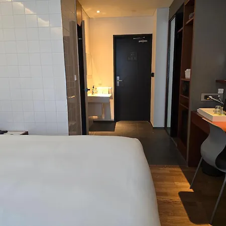 Seoul Hotel Shinshin Myeongdong