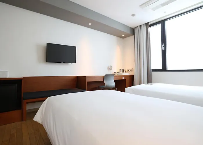 Shinshin Myeongdong Hotel Seoul