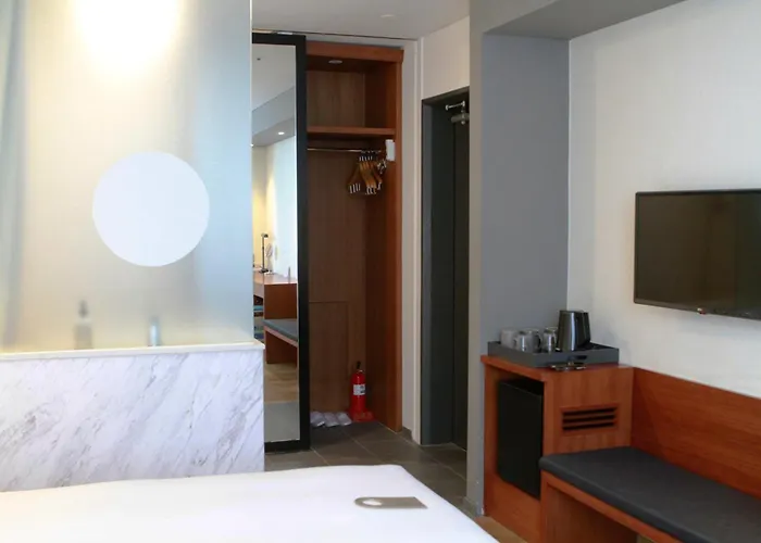 Shinshin Myeongdong 3* Seoul