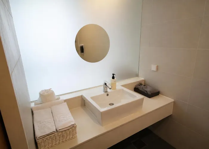 Hotel Shinshin Myeongdong 3*