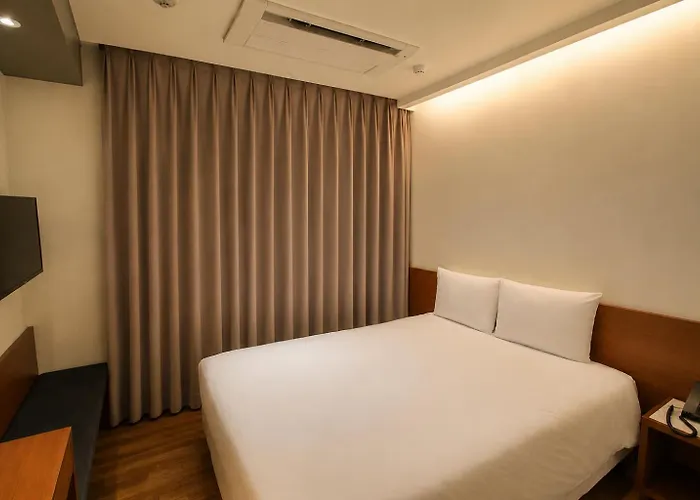 Shinshin Myeongdong Hotel Seoul
