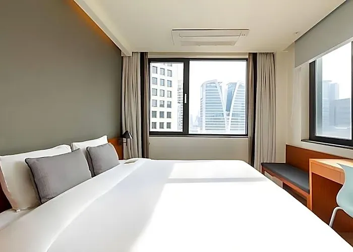 Shinshin Myeongdong Hotel