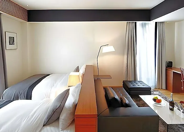 Shinshin Myeongdong Hotel
